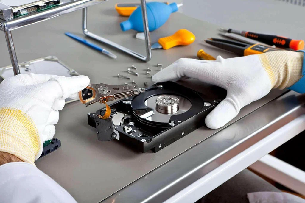 Laptop Screen Repair UAE